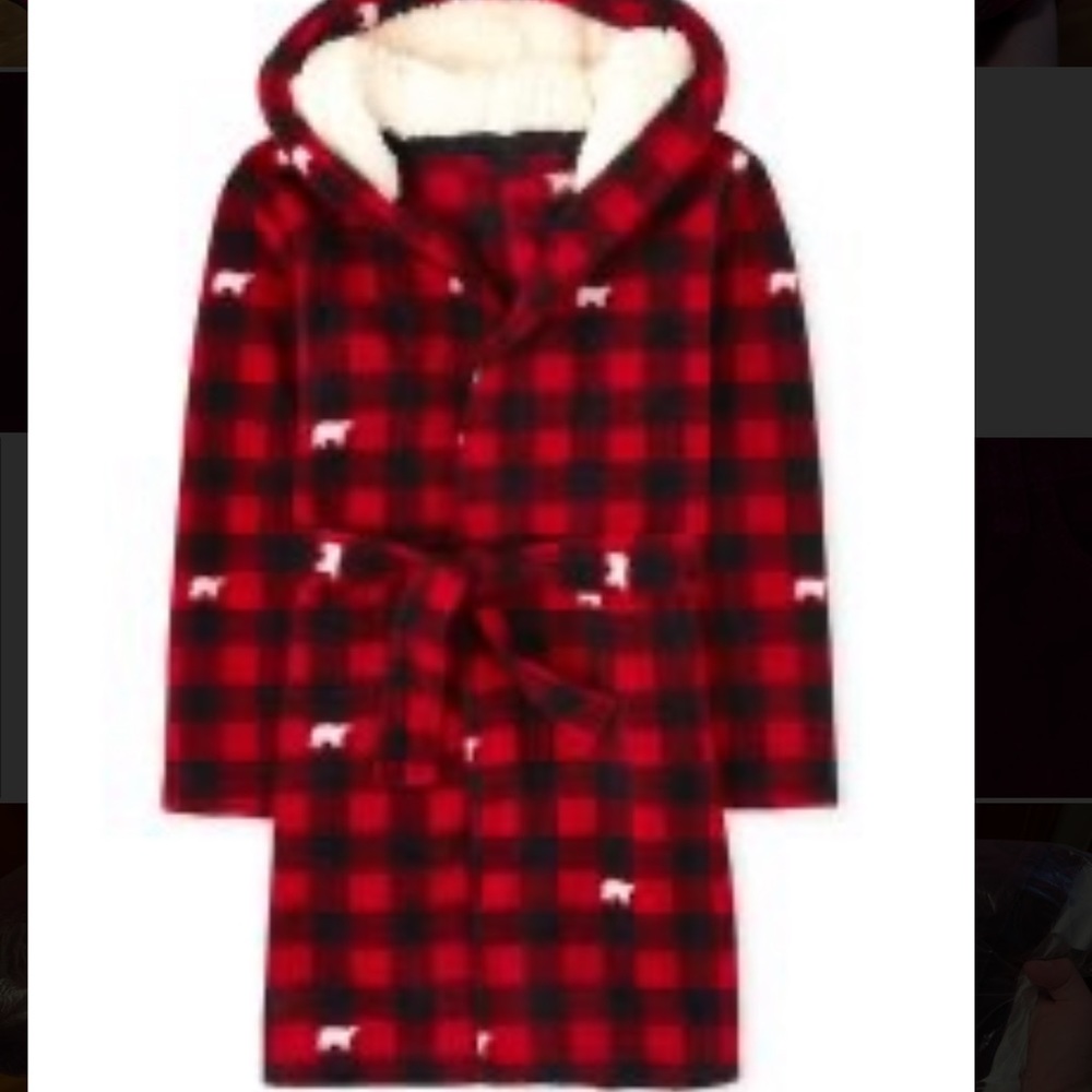 NWT THE CHILDREN’S PLACE ADULT Black & Red Buffalo plaid Robe